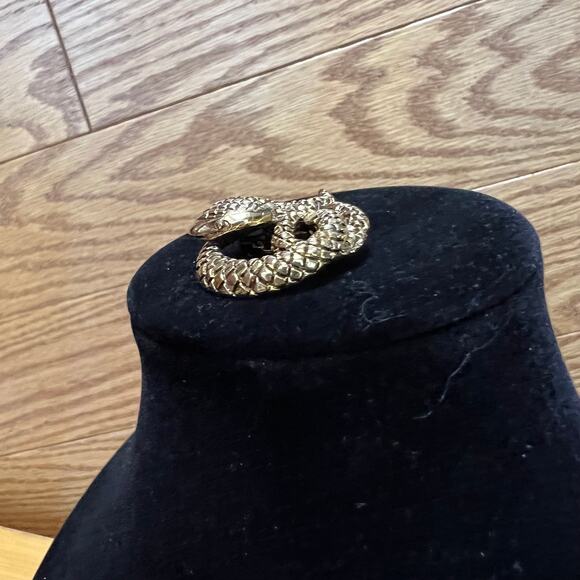 Vintage Gold Tone Coiled Snake Brooch Lapel Pin MCM Unmarked Jewelry - Picture 5 of 9